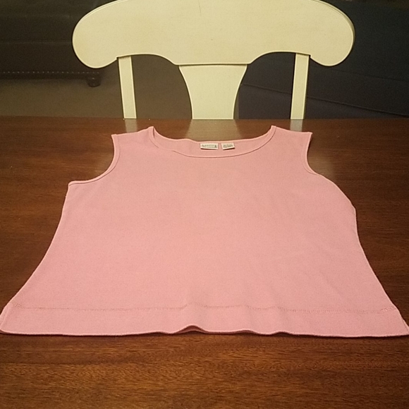 Pink Tank - Picture 2 of 4